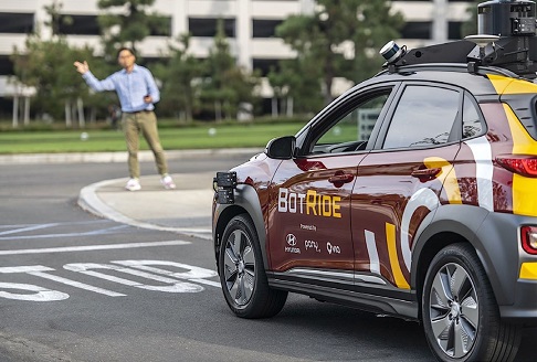 Autonomous car at a stop